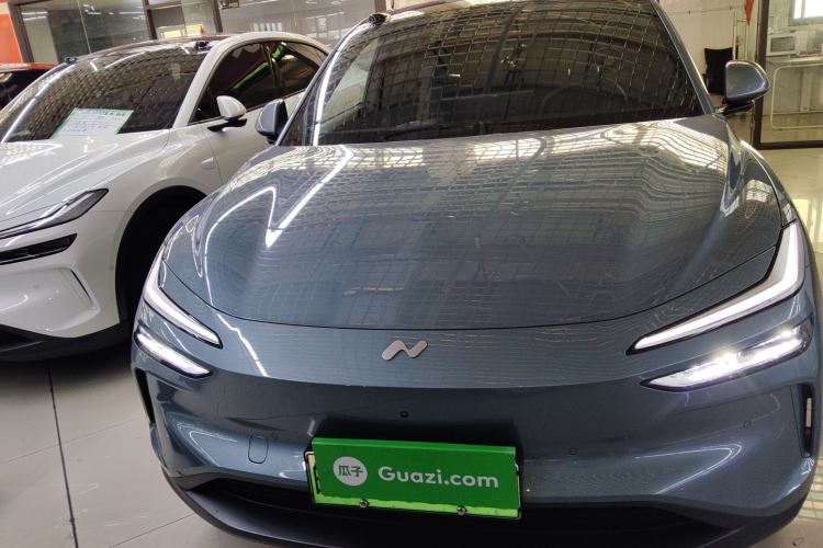 Used ONVO L60 2024 60 kWh Rear-Drive Version Front