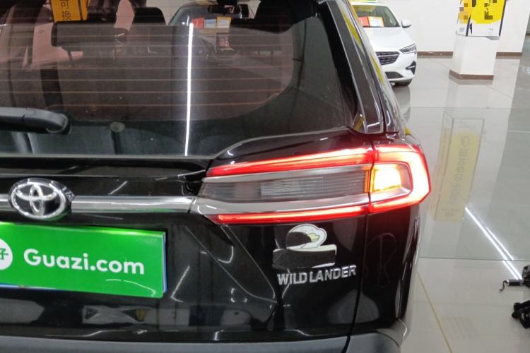 Used Toyota Wildlander 2020 2.0L CVT Two-Wheel Drive Luxury Edition Right Rear Taillight