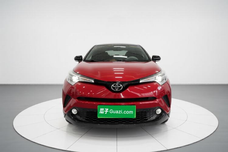 Used Toyota C-HR 2018 2.0L Leading with Sunroof China VI Standard
