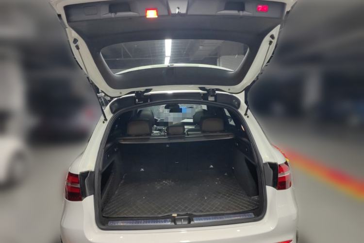 Used Mercedes-Benz GLC 2019 Facelift GLC 260 L 4MATIC Luxury Model
