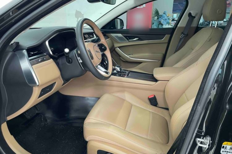 Used Jaguar XFL 2024 2.0T P250 Two-Wheel Drive Prestige Luxury Edition
