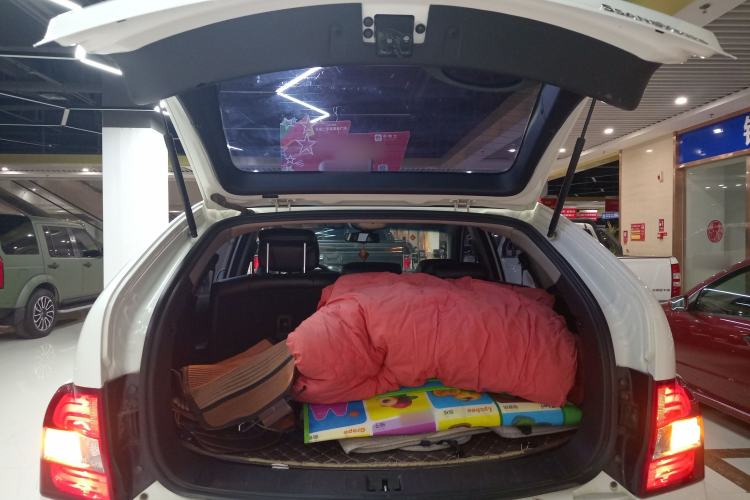 Used SsangYong Actyon 2014 2.3L Two-Wheel Drive Automatic Elite Gasoline Version
