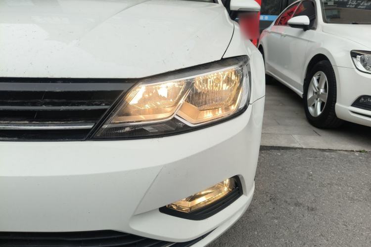 Used Volkswagen Lamando 2018 280TSI DSG Comfort Edition
