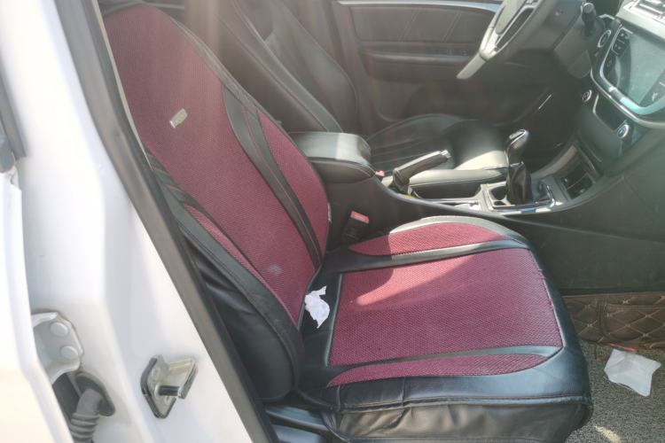 Used Geely Auto Emgrand 2017 Sedan Million Edition 1.5L Manual - Upward Version Right Front Seat