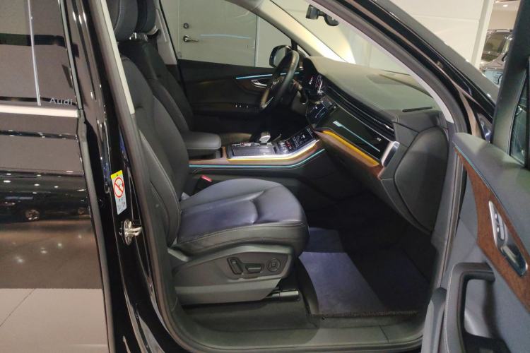 Used Audi Q7 2024 45 TFSI quattro S line Sport Edition
