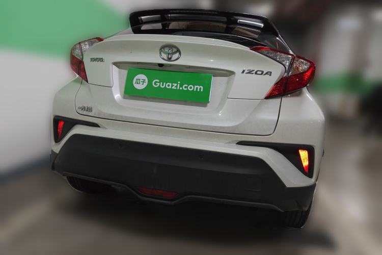 Used Toyota IZOA 2018 2.0L Yichi Edition China V Standard