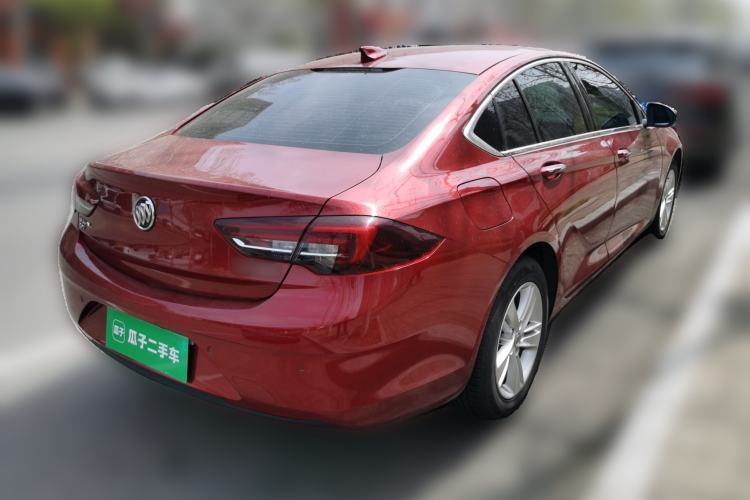 Used Buick Regal 2017 20T Elite Edition Rear Right 45 Deg