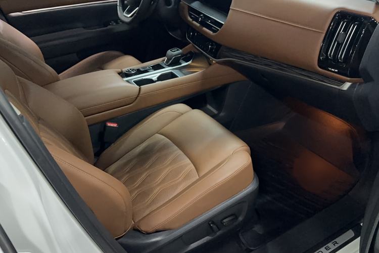 Used Nissan Pathfinder 2024 380 VC-TURBO Four-Wheel Drive Prestige Edition 6 Seats Right Front Seat