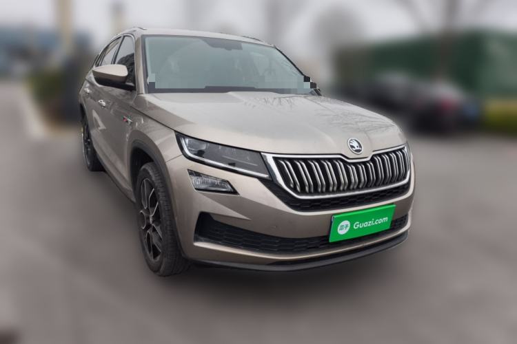 Used Skoda Kodiaq GT 2019 TSI330 Two-Wheel-Drive Luxury Edition China VI Standard Front Right 45 Deg