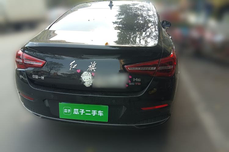 Used Hongqi H5 2022 Classic Model 1.8T Automatic Smart Connect Flagship Edition Rear