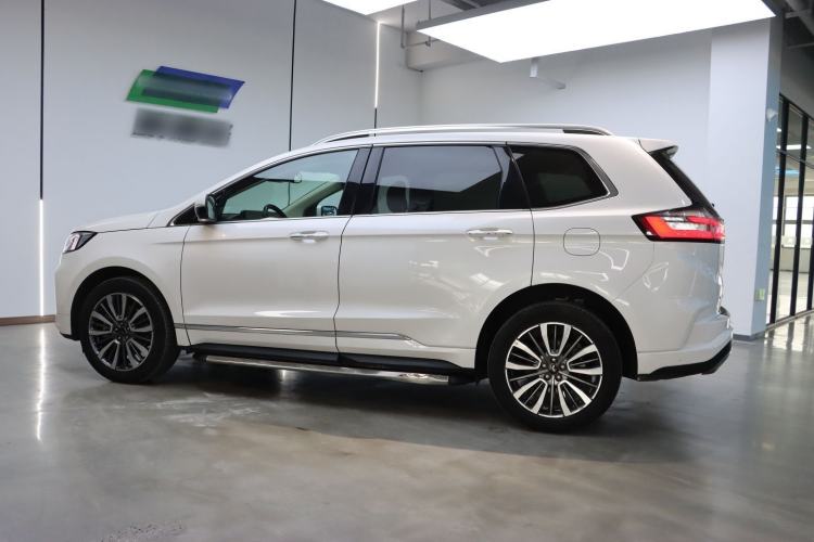Used Ford Edge 2021 PLUS EcoBoost 245 Two-Wheel-Drive Titanium 7-Seater