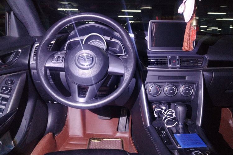 Used Mazda CX-4 2016 2.0L Automatic 2WD Blue Sky Dynamic Edition Steering Wheel