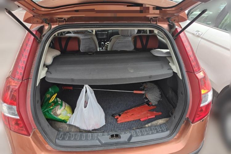 Used Dongfeng Aeolus H30 2014 CROSS 1.6L Manual Zunyi Model Trunk