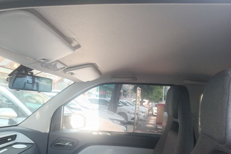 Used Wuling Hongguang MINIEV 2022 Macaron Premium Model – Lithium Iron Phosphate