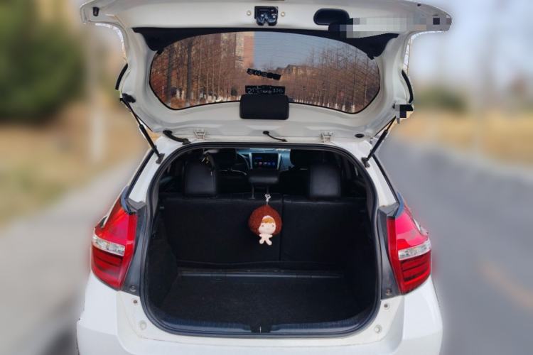 Used Toyota YARiS L Zhi Xuan 2016 Revised 1.5E CVT Charming Edition