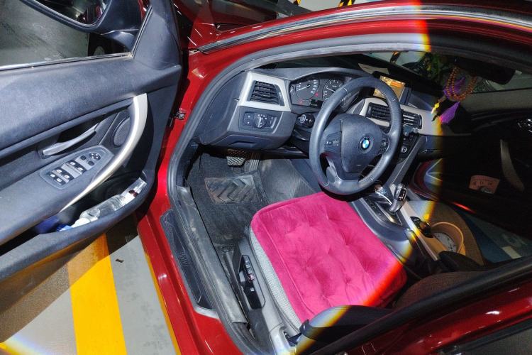 Used BMW 3 Series 2015 320Li Luxury Edition Fashion Model
