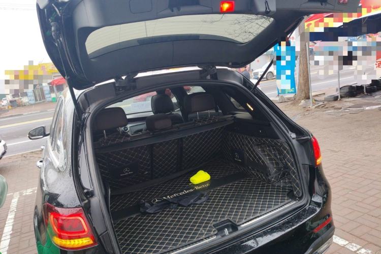 Used Mercedes-Benz GLC 2022 Second Facelift GLC 260 L 4MATIC Luxury Edition Trunk