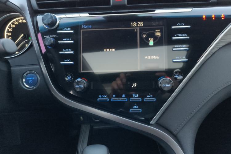 Used Toyota Camry 2018 Dual-Engine 2.5 HG Luxury Edition
