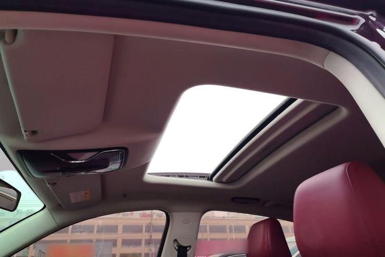 Used Changan CS85 COUPE 2019 1.5T DCT Dynamic Version China VI Standard
