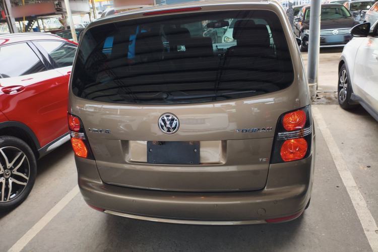 Used Volkswagen Touran 2015 1.4T DSG Comfort Edition 5 Seats