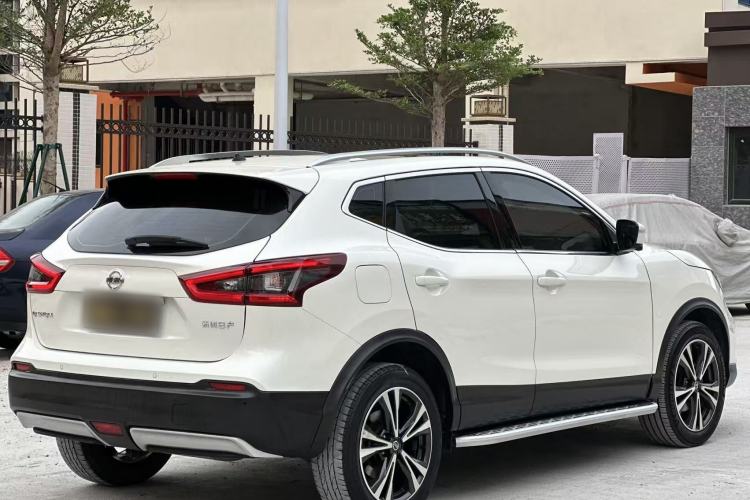 Used Nissan Qashqai 2022 2.0L CVT XV Premier Luxury Edition Exterior 5