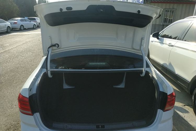 Used Volkswagen Lavida 2018 Classic 1.5L Automatic Fashion Edition China VI Standard