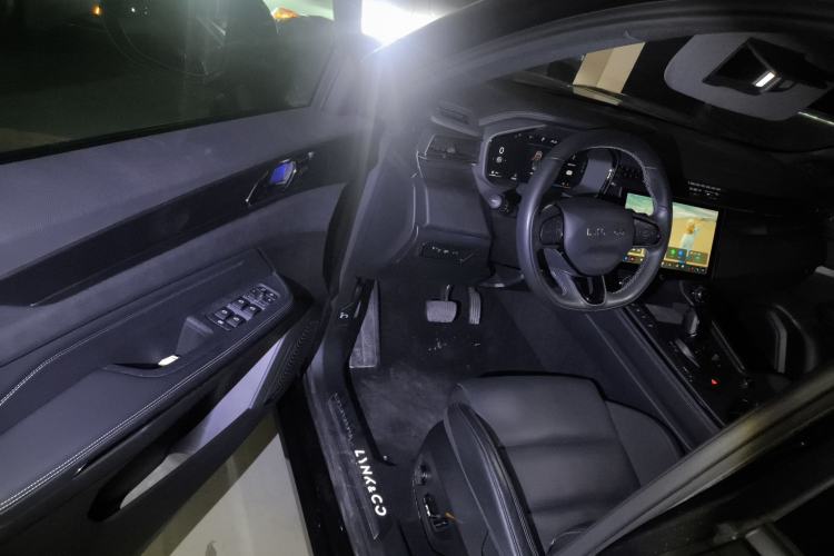 Used Lynk & Co 01 EM-P 2023 1.5TD EM-P PM Driver Seat