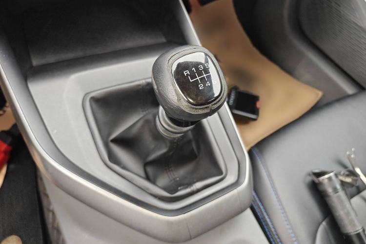 Used Baojun RC-5 2020 RC-5W 1.5L Manual Zhizhao Elite Edition
