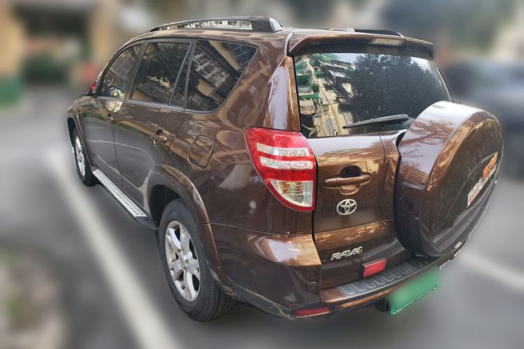 Used Toyota RAV4 2011 2.0L Automatic Luxury Edition
