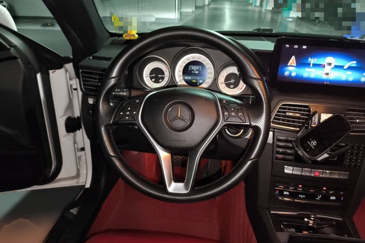 Used Mercedes-Benz E-Class 2014 E 200 Coupe Steering Wheel