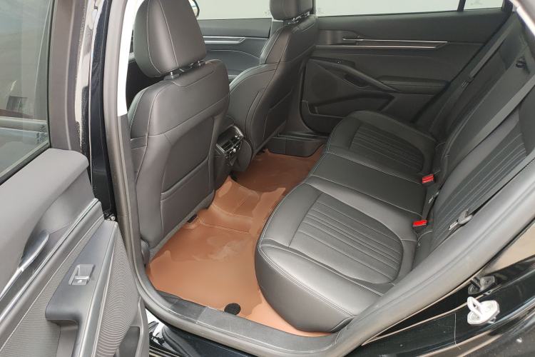 Used Ford Mondeo 2025 2.0T EcoBoost Luxury Version Left Rear Seat