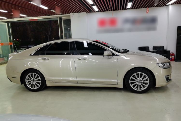 Used Lincoln MKZ 2017 2.0T Luxury Edition
