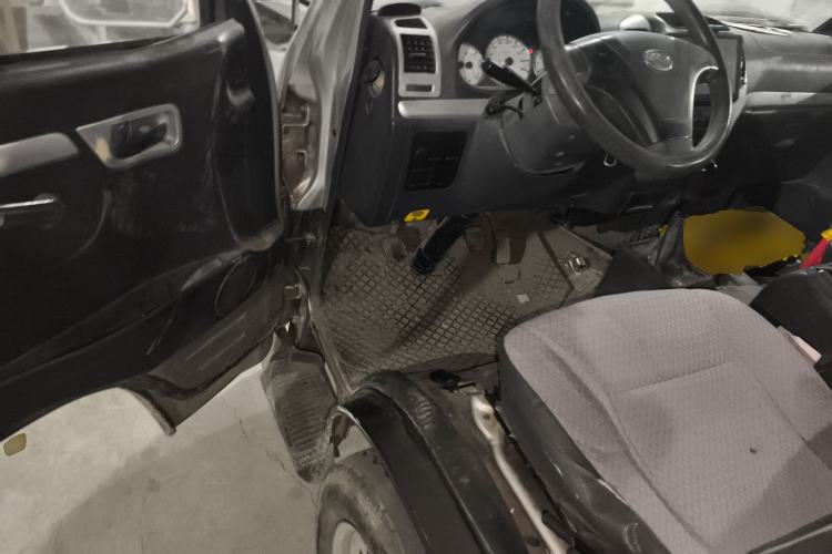 Used King Long Golden Way 2015 2.0L Van 4G21B
