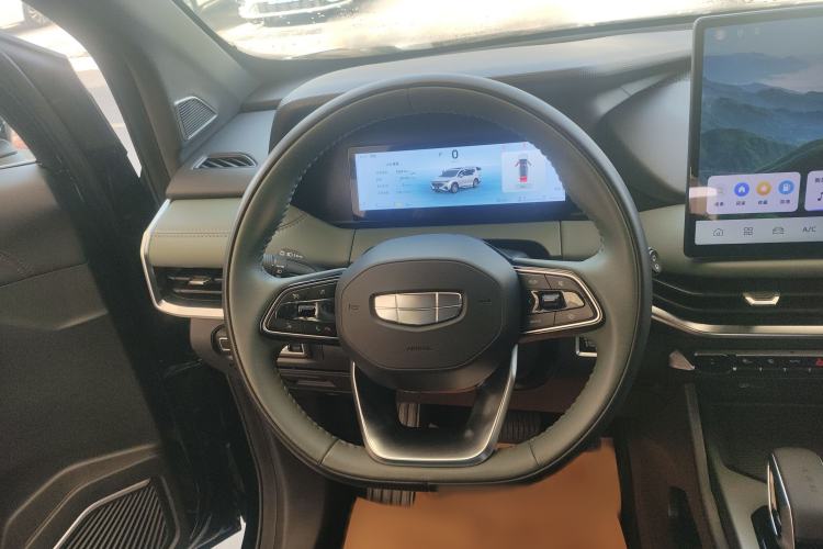 Used Geely Auto Haoyue L 2023 2.0T DCT Prestige Edition