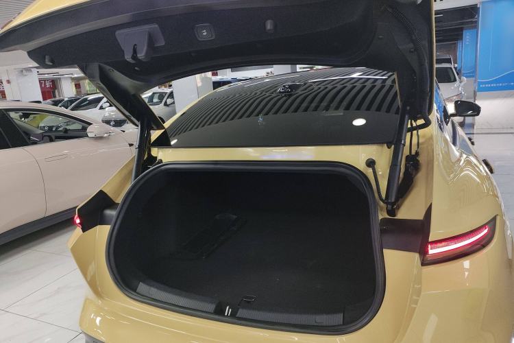 Used Nio ET5 2022 75 kWh