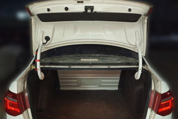 Used Volkswagen Jetta 2015 Value Edition 1.6L Automatic Fashion Version
