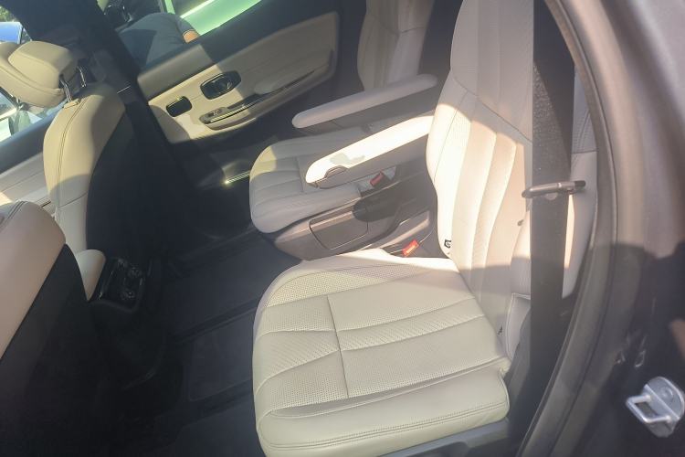 Used Nio ES8 2020 580 km Range Signature Edition Six-Seater Version