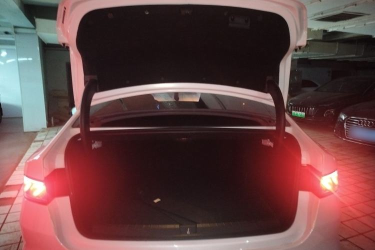 Used BYD Qin PLUS 2024 HONOR Edition DM-i 55KM Leading Model
