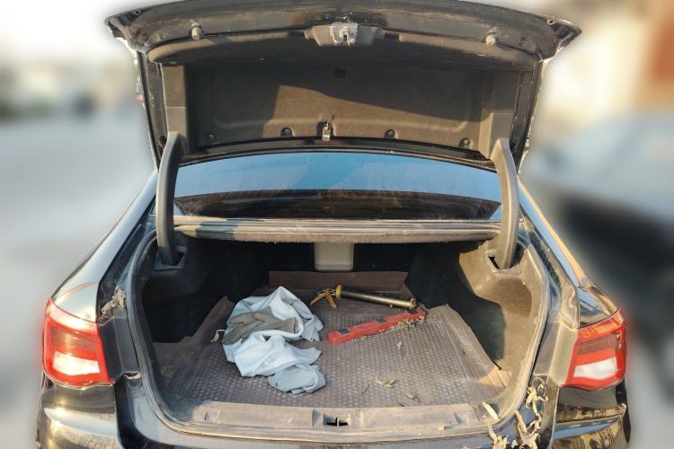 Used GAC Trumpchi GA8 2016 320T Luxury Edition Trunk