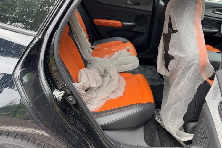 Used CHANGAN UNI-V 2025 Model Third-Generation 2.0T Dynamic Edition Interior 5