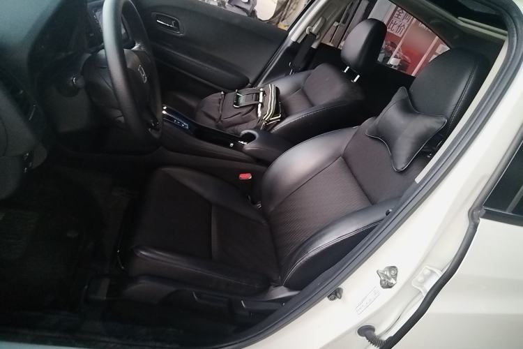 Used Honda Vezel 2020 1.5L CVT Pioneer Edition Left Front Seat