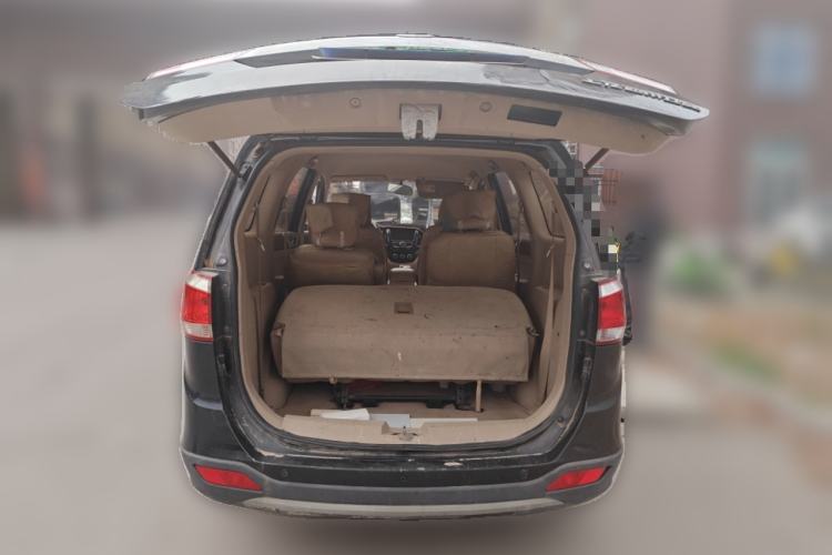 Used Baojun 730 2014 1.5L manual Comfort version 7 seats