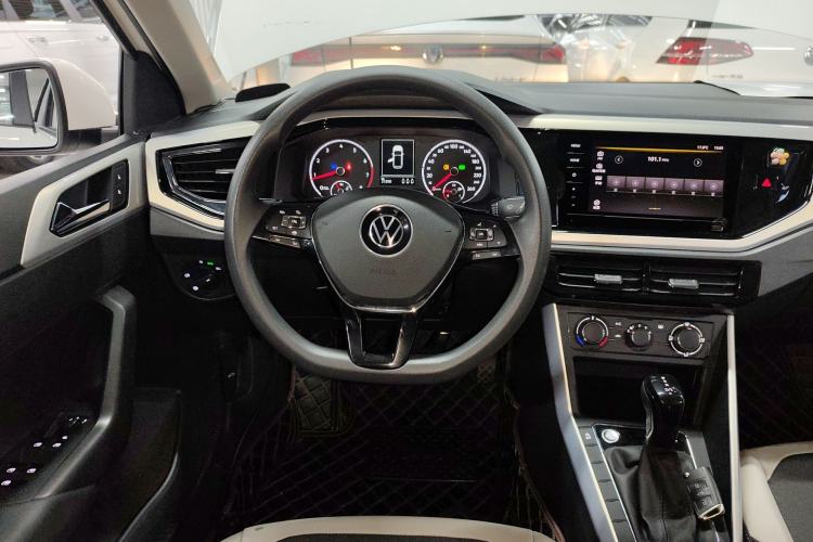 Used Volkswagen Polo 2021 Plus 1.5L Automatic Colorful Tech Edition Steering Wheel