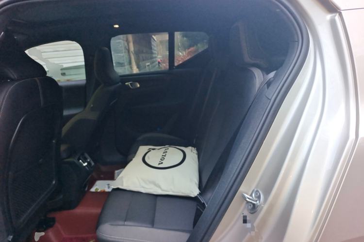 Used Volvo XC40 2023 B3 Zhiyuan Luxury Edition
