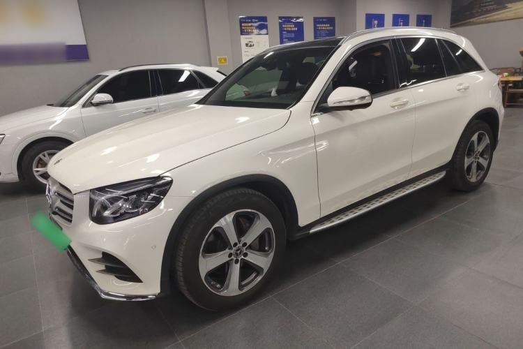 Used Mercedes-Benz GLC 2017 GLC 260 4MATIC Luxury Model