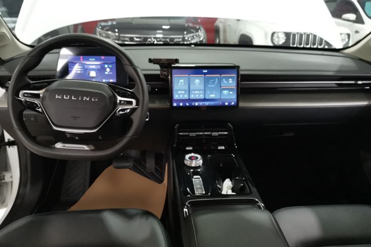 Used Wuling Xingguang 2023 70 Standard Edition Center Console