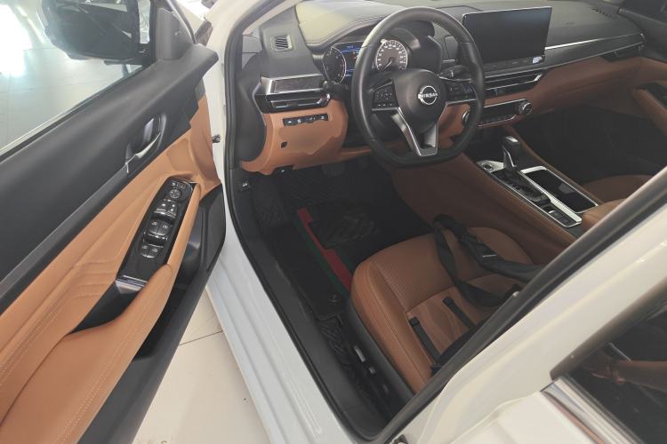 Used Nissan Teana 2022 2.0L XL-Upr Enjoyment Edition Driver Seat