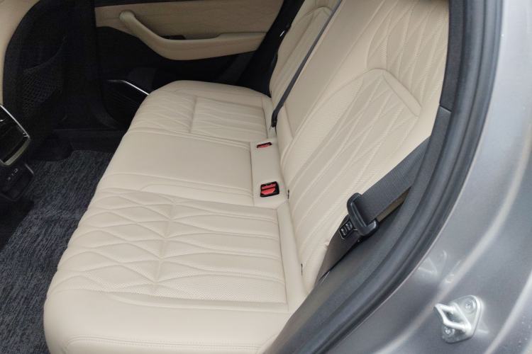 Used Geely Auto Monjaro L 2025 Dongfang Yao 2.0TD Automatic Jinzhao Edition
