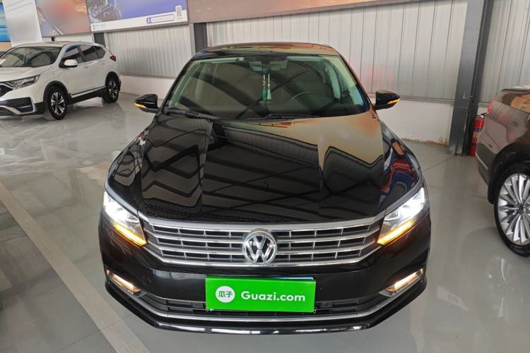Used Volkswagen Passat 2017 330TSI DSG Prestige Edition
