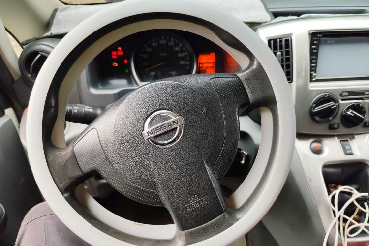 Used Nissan NV200 2013 1.6L Luxury Model China IV Standard